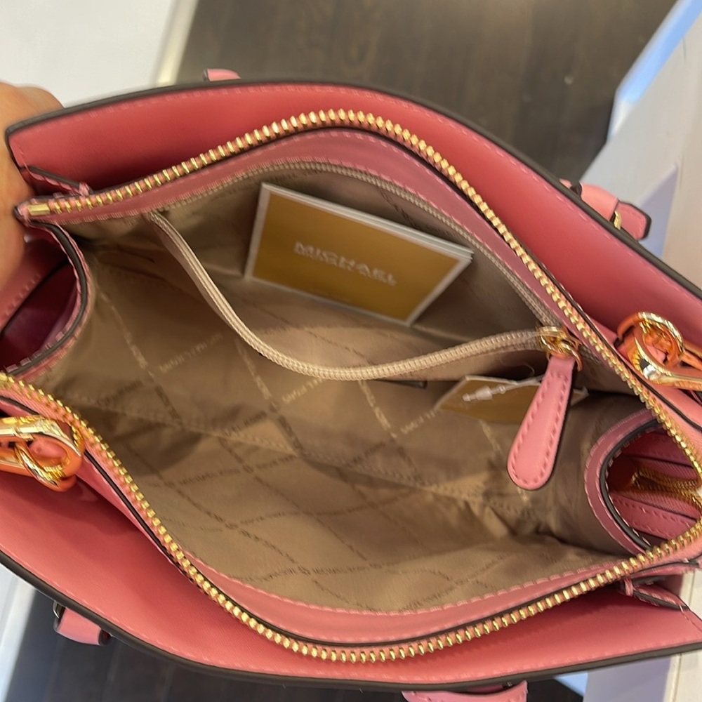 MICHAEL KORS
Sheila Small Faux Saffiano Leather Satchel Crossbody 
Carnation
NWT - Picture 9 of 16